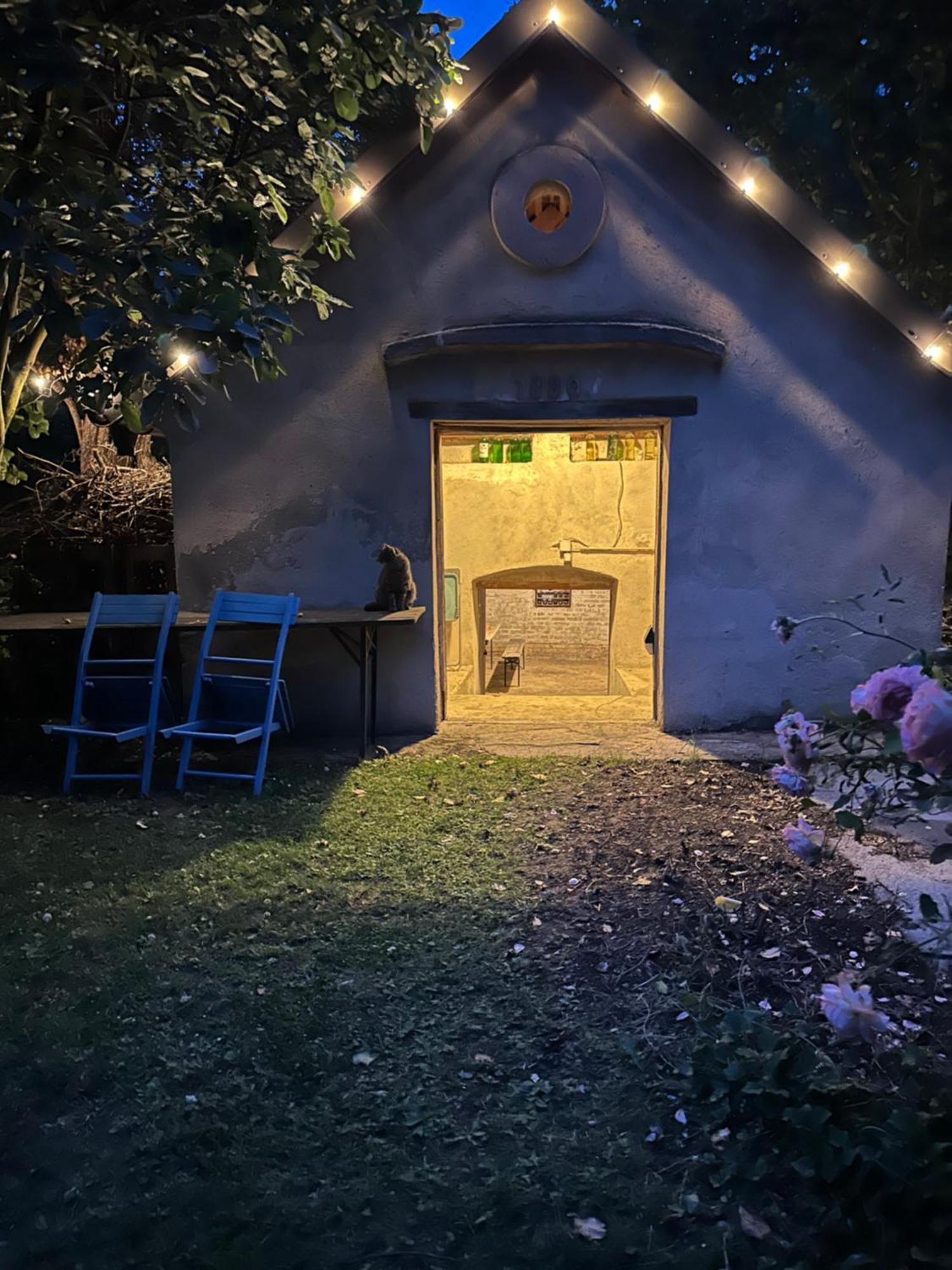 Gemuetliche Blockhuette In Wiennaehe Zofing Exterior foto